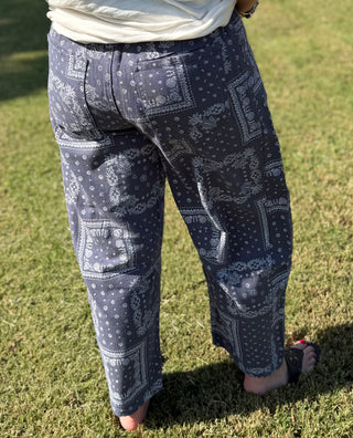 Bandana Print Barrel Jeans in Blue