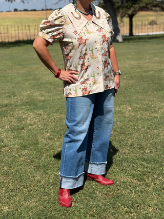 Clara Horseshoe Top